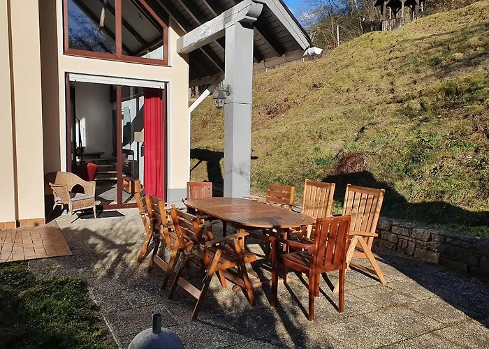 Grosses Ferienhaus Sauerburgblick