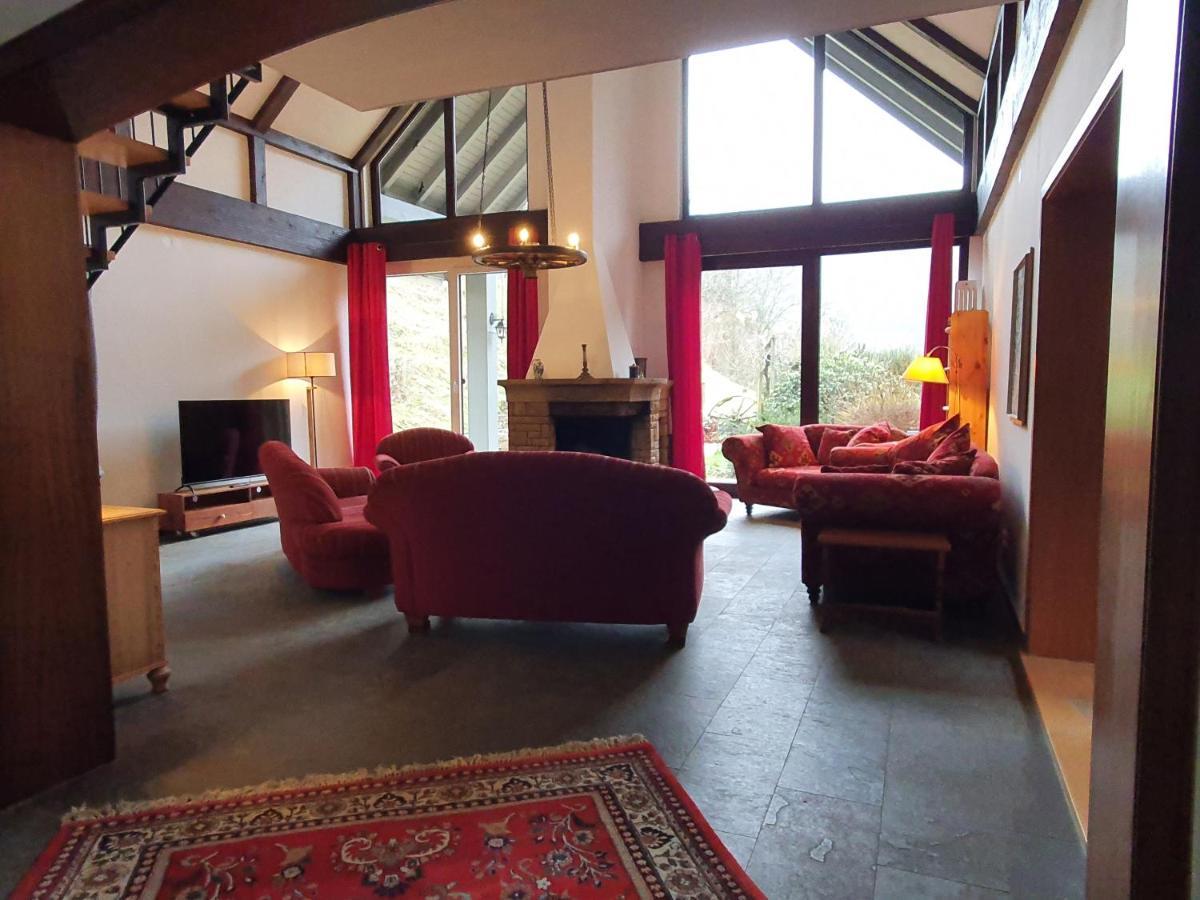 Villa Grosses Sauerburgblick Sauerthal